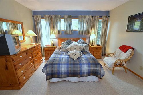 The Lodges At Blue Mountain Chateau Ridge Condos Blue Mountains Exterior foto